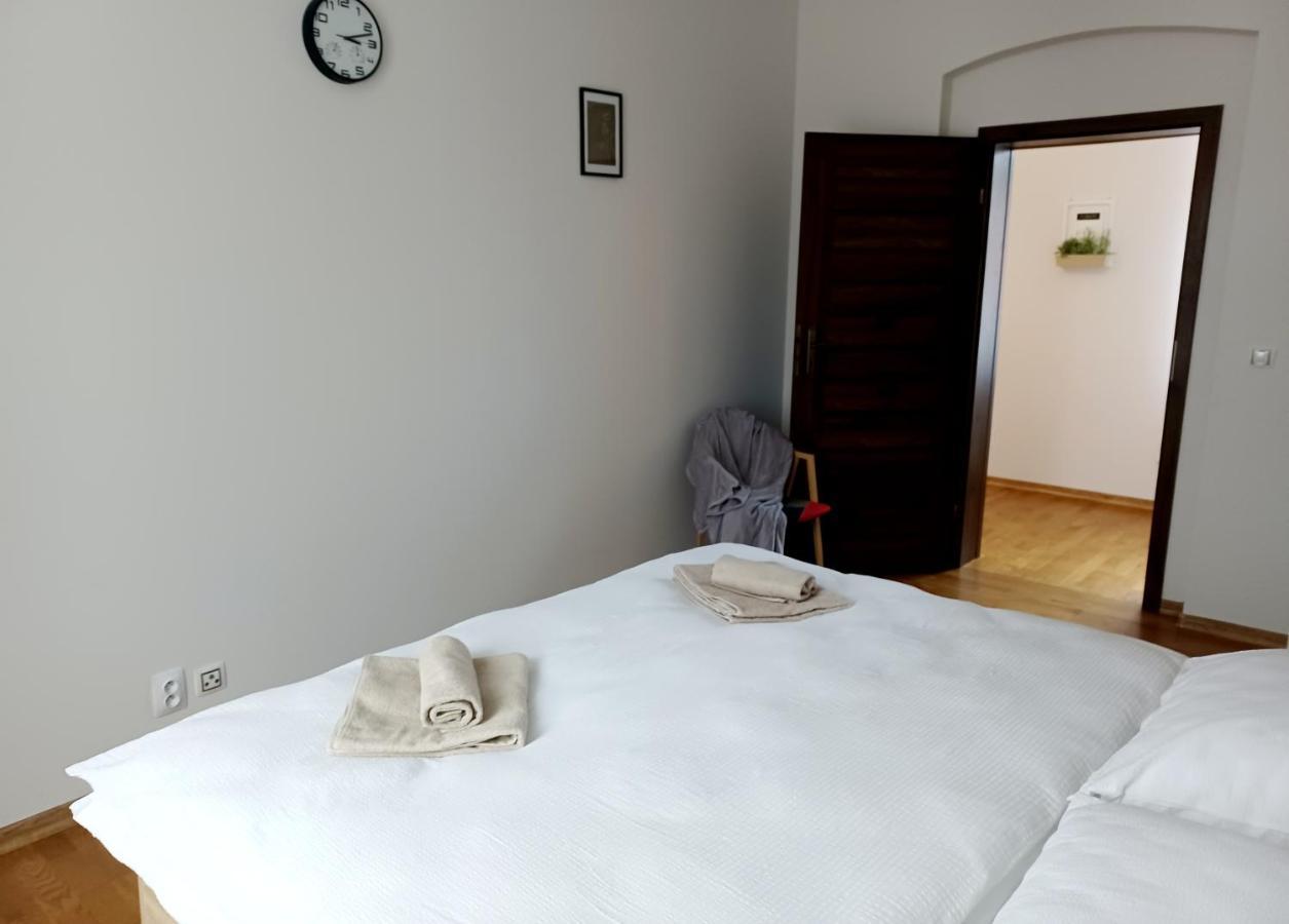 Apartment Hlavni มาเรียอานซเกลาซนี ภายนอก รูปภาพ