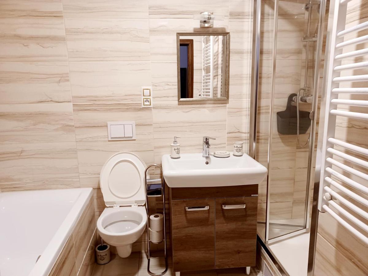 Apartment Hlavni มาเรียอานซเกลาซนี ภายนอก รูปภาพ